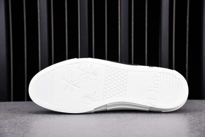 d10r b23 oblique high top sneaker