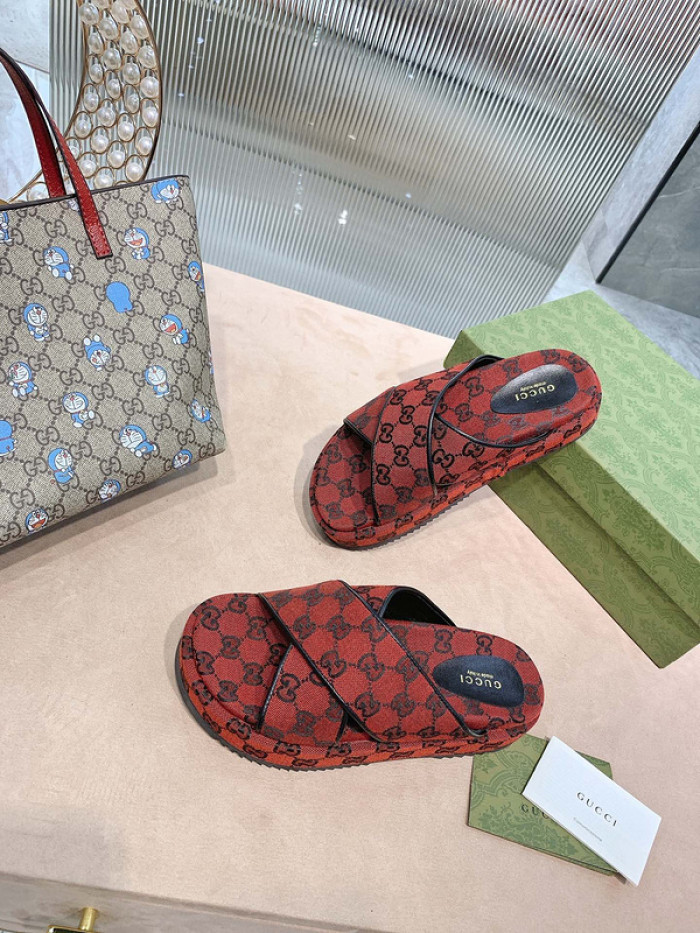 gucc slippers