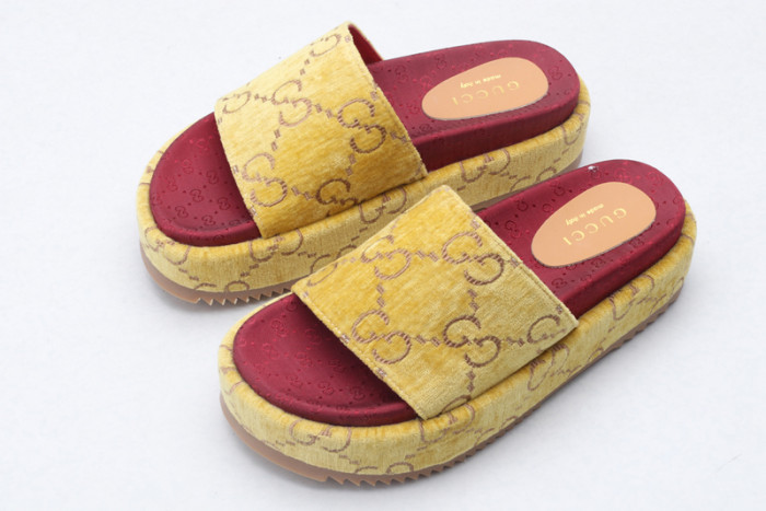 gucc slippers