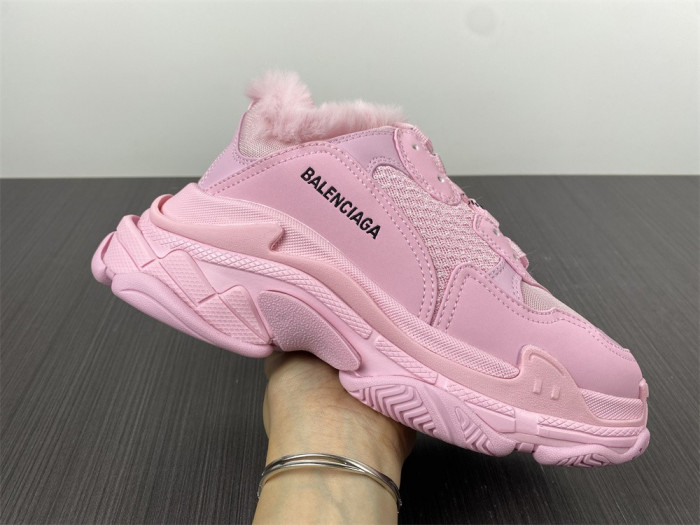 blcg sneaker triple.s.