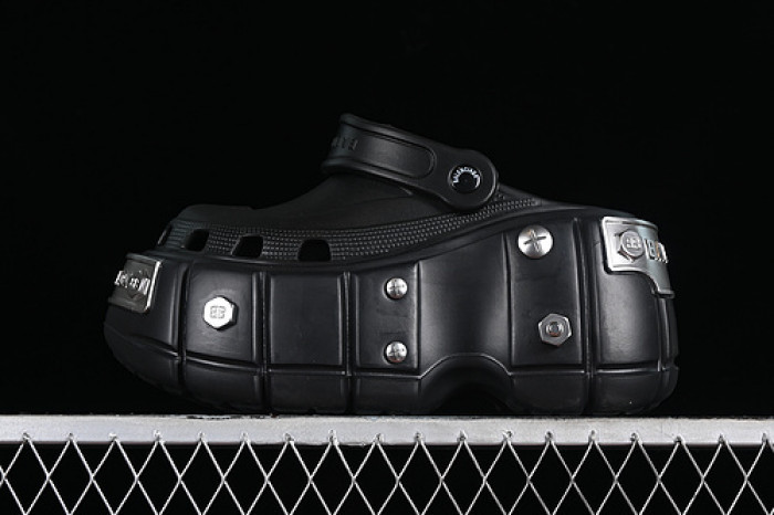 blcg sandals
