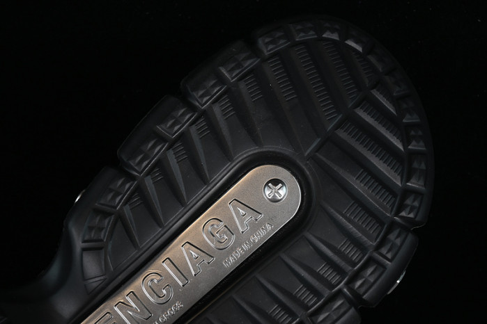 blcg sandals