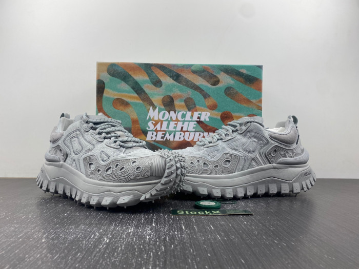 moncler trailgrip gtx