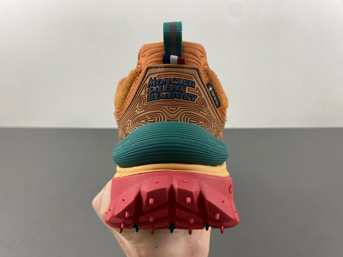 moncler trailgrip gtx
