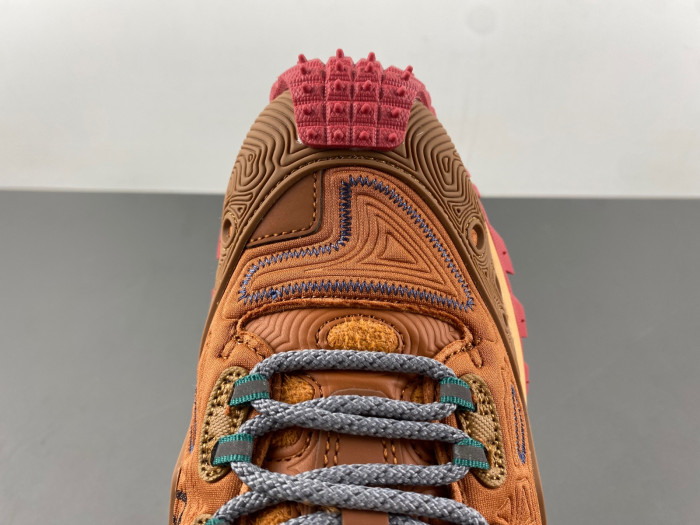 moncler trailgrip gtx