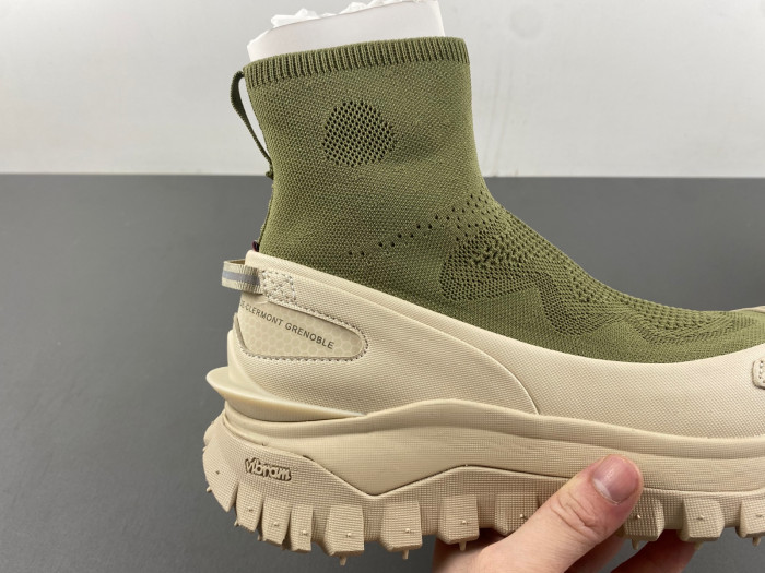 moncler trailgrip gtx