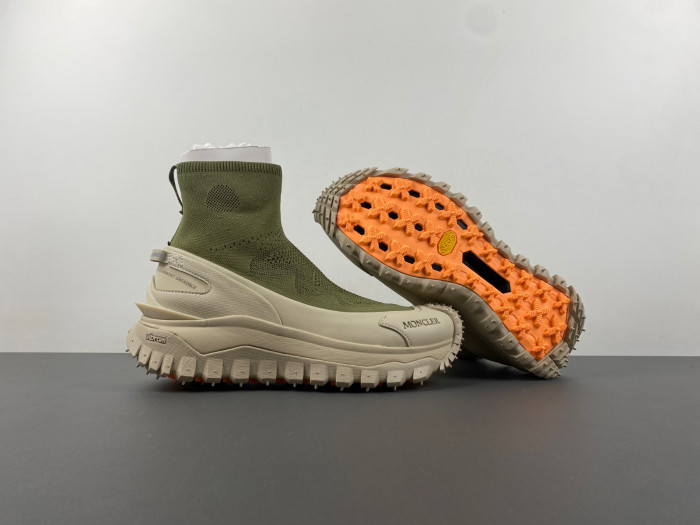 moncler trailgrip gtx