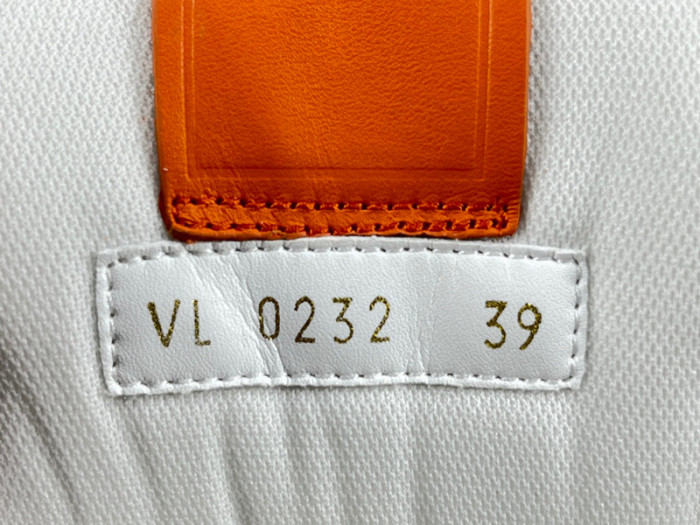 l0vt sneaker