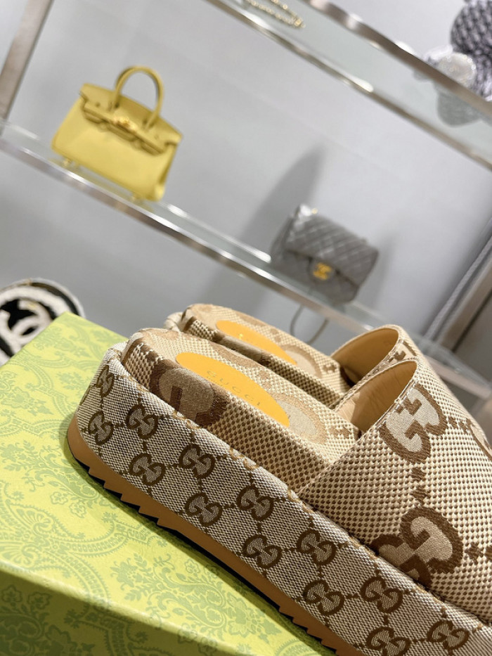 gucc slippers