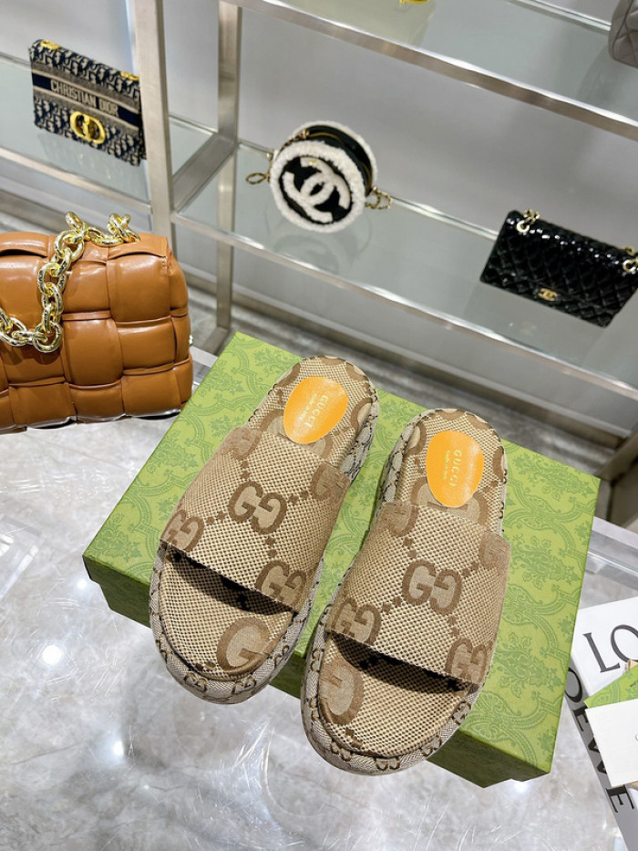 gucc slippers