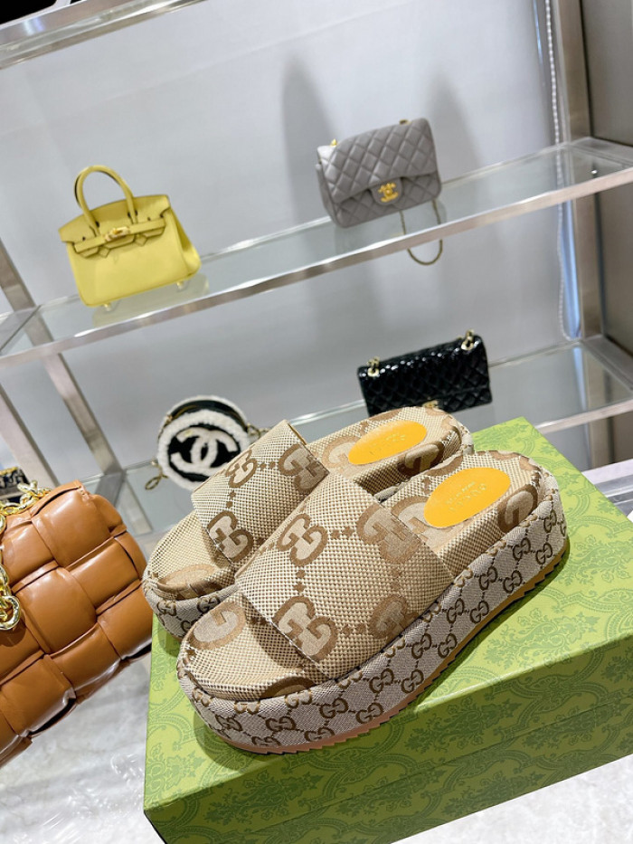 gucc slippers