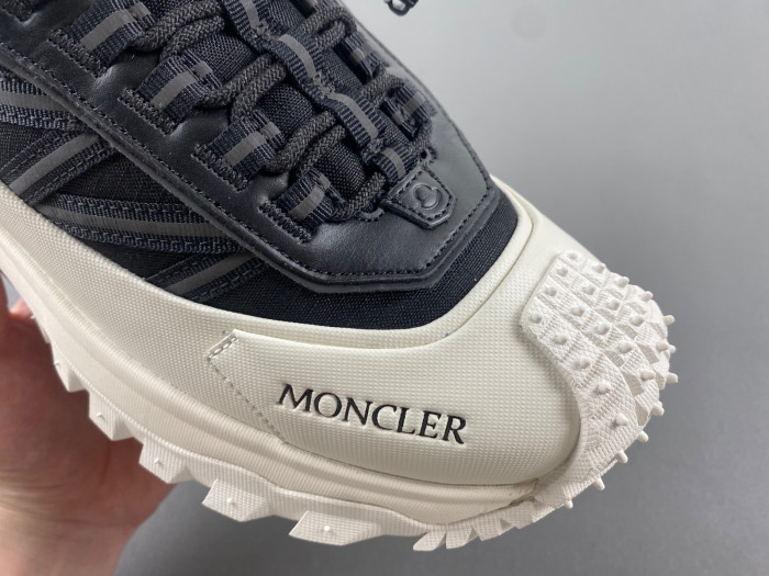 moncler trailgrip gtx