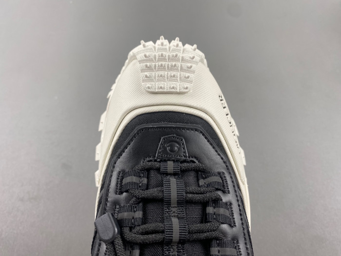 moncler trailgrip gtx
