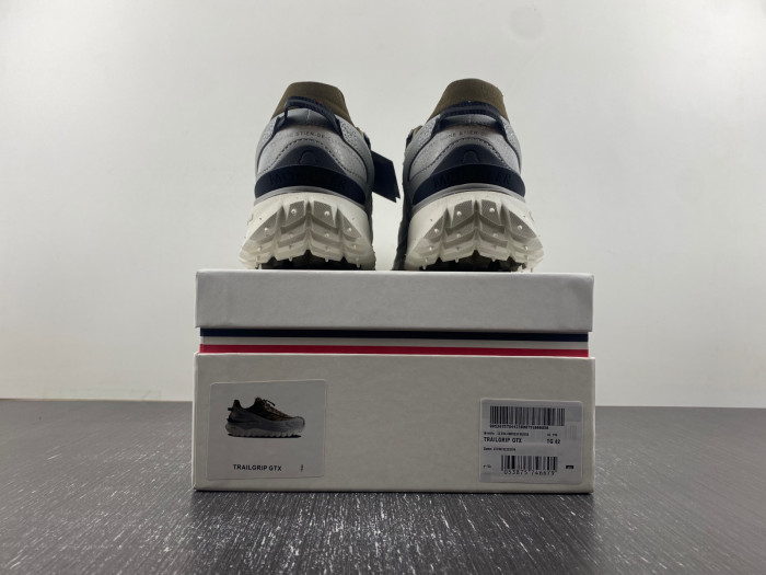 moncler trailgrip gtx