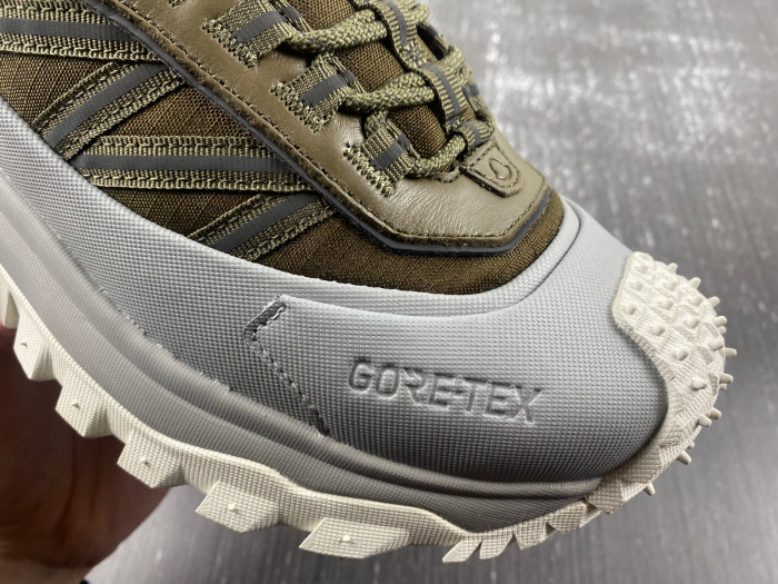 moncler trailgrip gtx