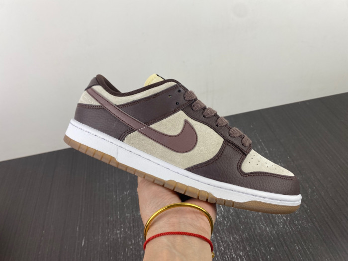 nike dunk low wmns plum eclipse fj4734-100