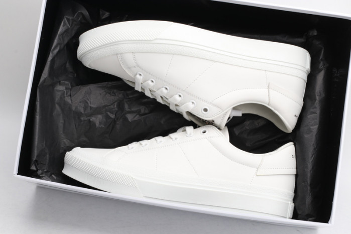 gi_venchy sneaker