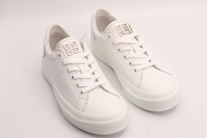 gi_venchy sneaker