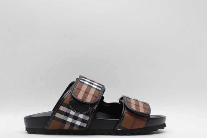bur_berry slippers