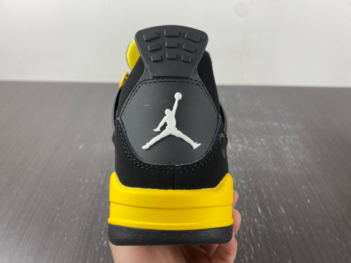 air jordan 4 retro thunder (2023) - dh6927-017