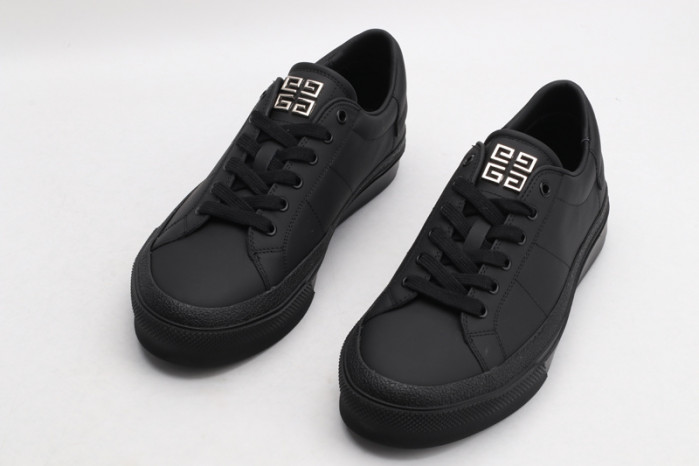 gi_venchy sneaker