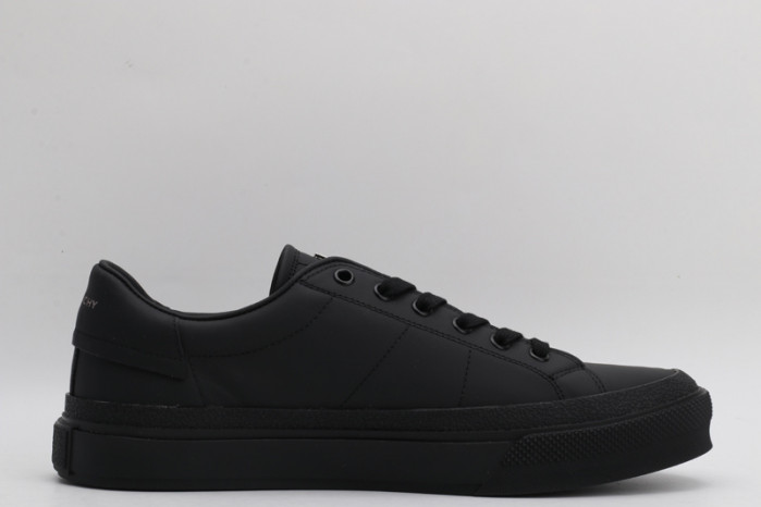 gi_venchy sneaker