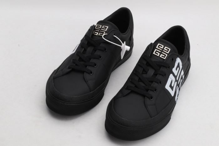 gi_venchy sneaker
