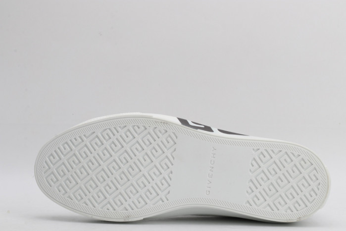 gi_venchy sneaker