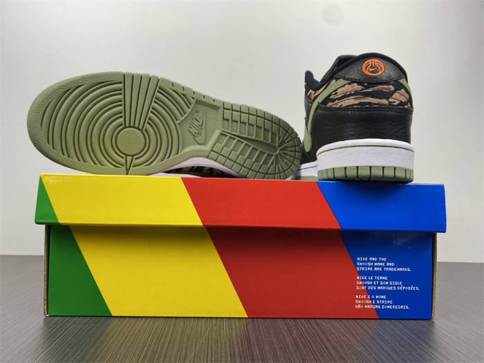 dunk low se 