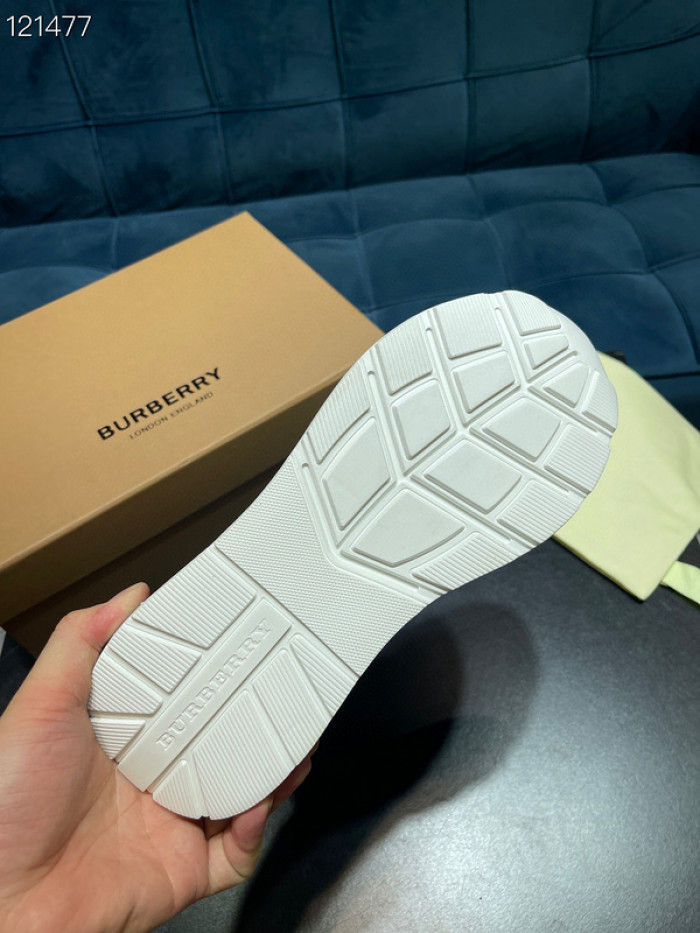 bur sneaker