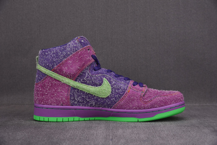 nike sb dunk high 420 skunks cw9971-500