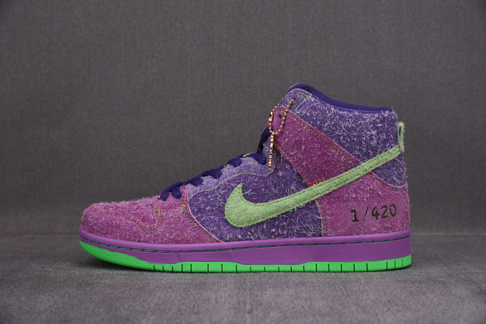 nike sb dunk high 420 skunks cw9971-500