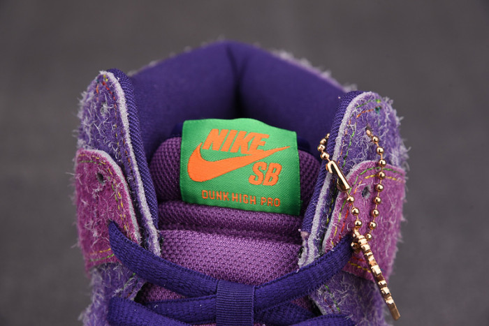 nike sb dunk high 420 skunks cw9971-500