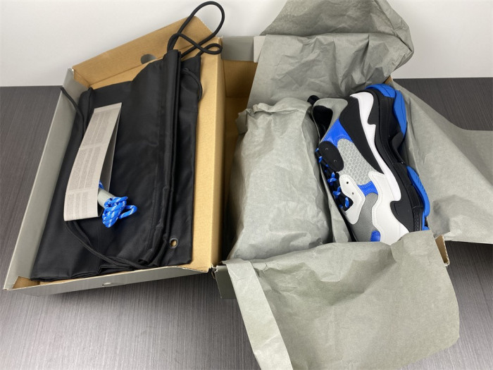 blcg sneaker triple.s.