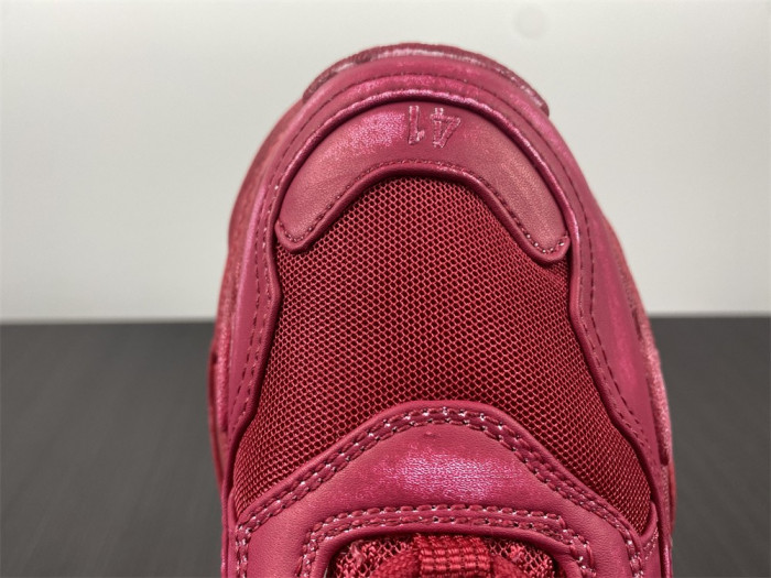 blcg sneaker triple.s.