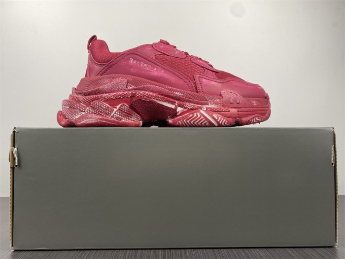 blcg sneaker triple.s.