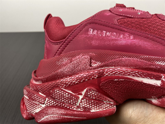 blcg sneaker triple.s.