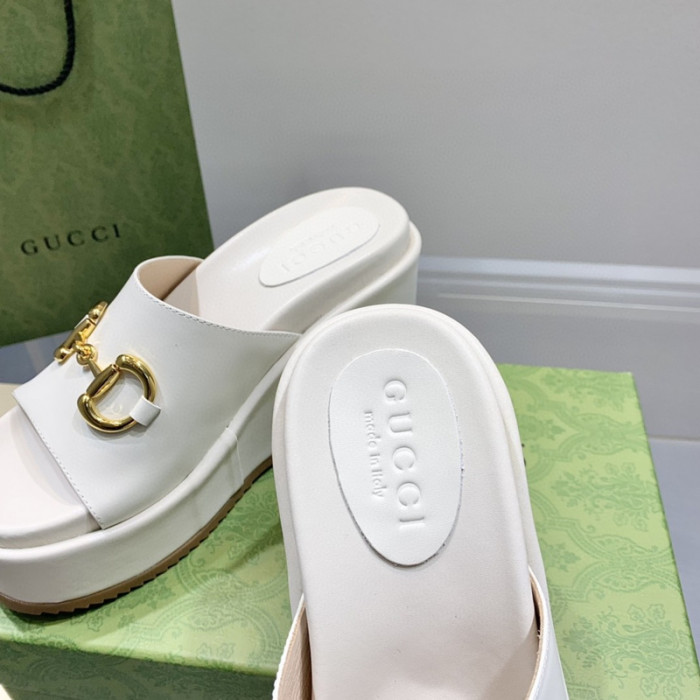 gucc slippers