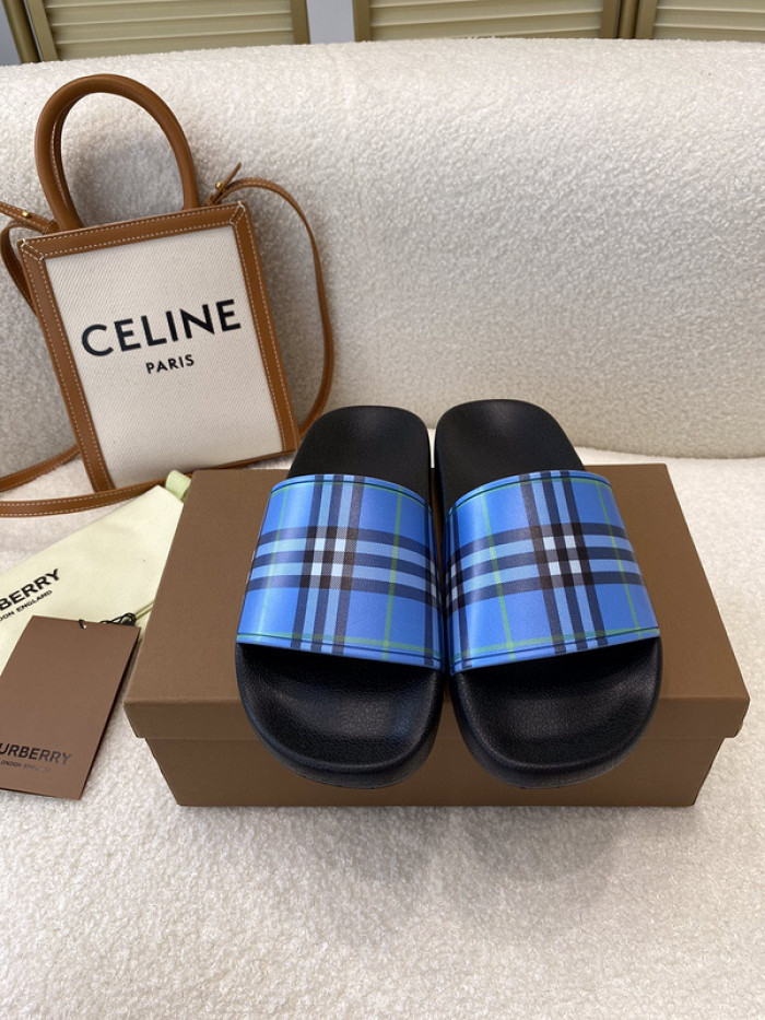 bur_berry slippers