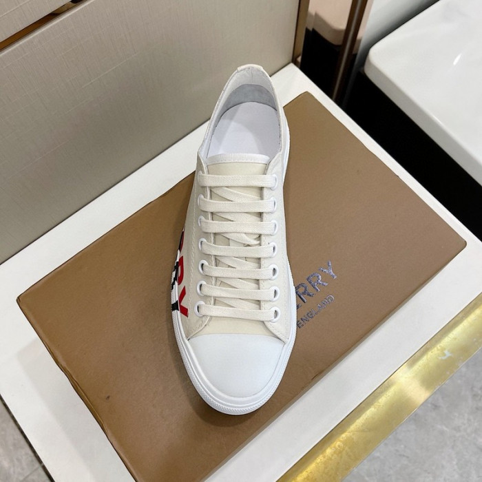 bur sneaker