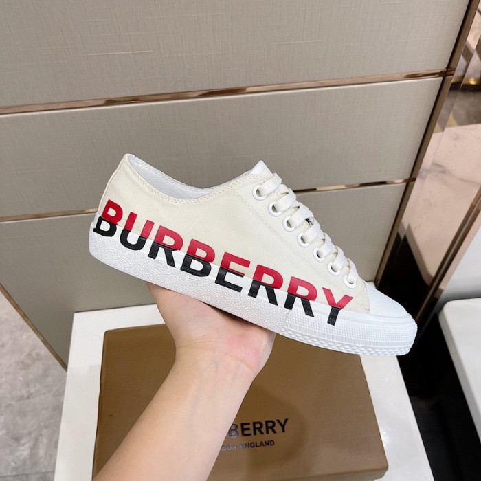 bur sneaker