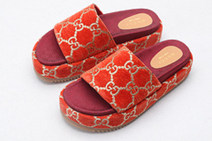 gucc slippers