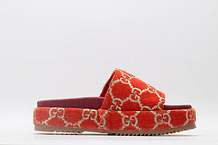 gucc slippers
