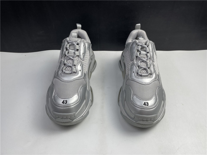 blcg sneaker triple.s.
