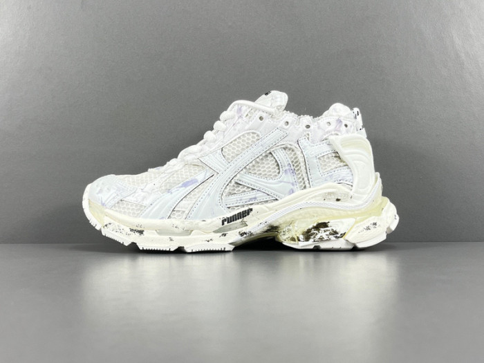 Ba*len*cia*ga -runner