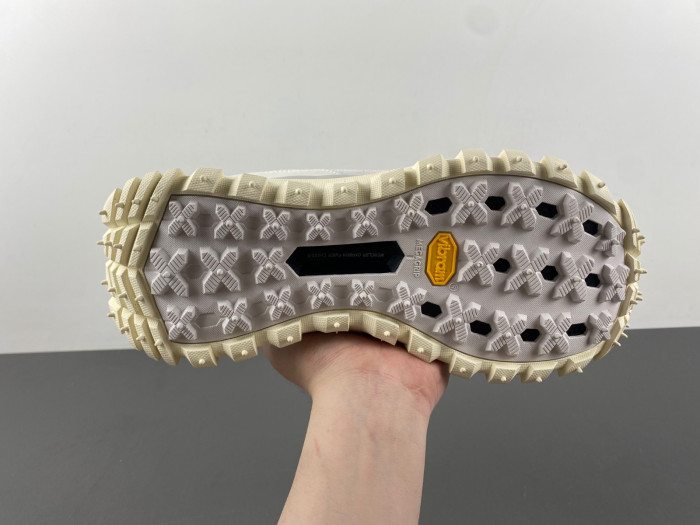 moncler trailgrip gtx