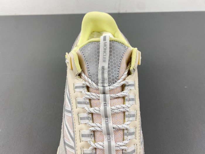 moncler trailgrip gtx